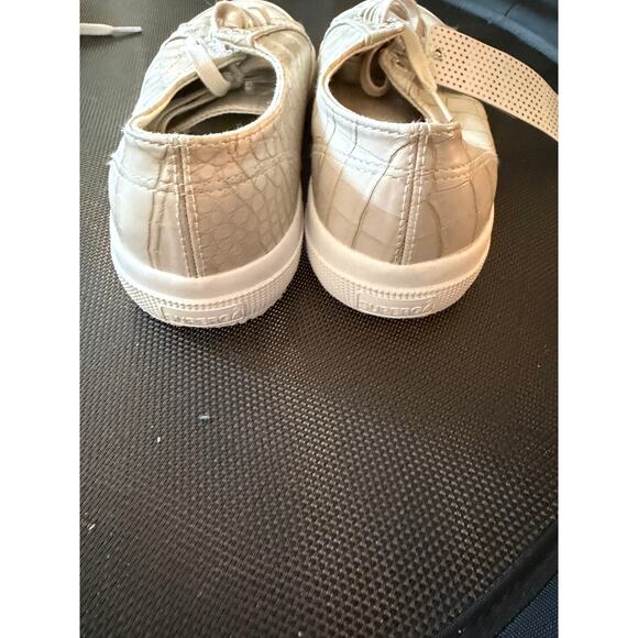 Womens' Superga Crocodile Print Beige Sneakers, Size 10 BNWT - Picture 2 of 6